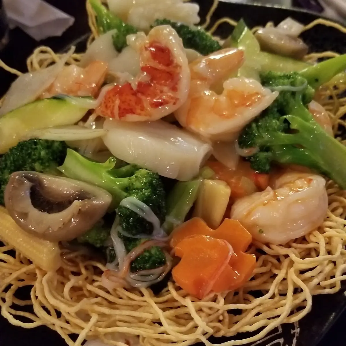 seafood pan fried noodles 海鮮兩面黄